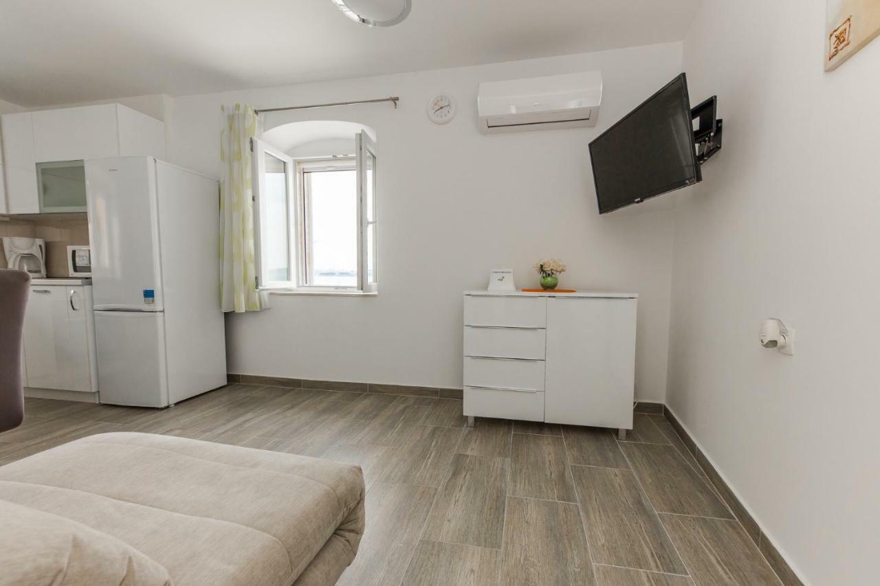 Apartman Ankica Kaštela Exterior foto